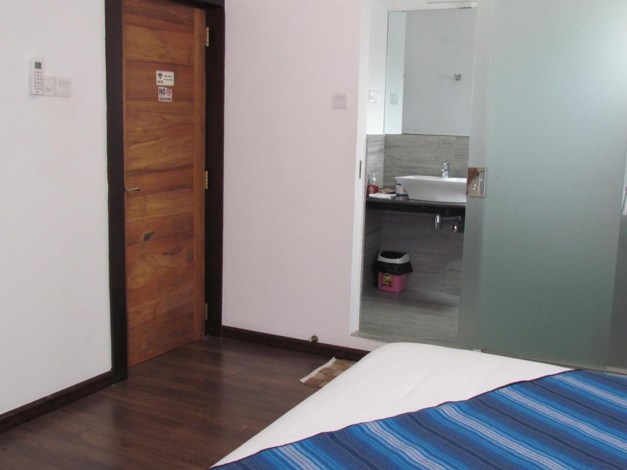 KMC Villa Dehiwala-Mount Lavinia Esterno foto